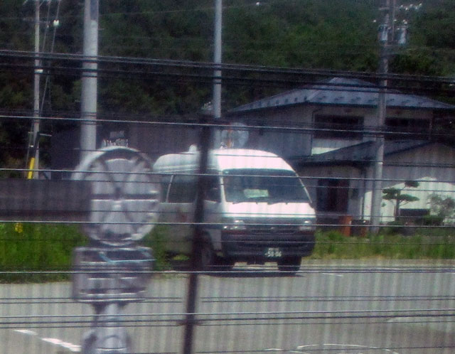 ���S����